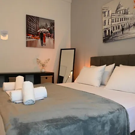 Pola's Cozy 4* Салоники